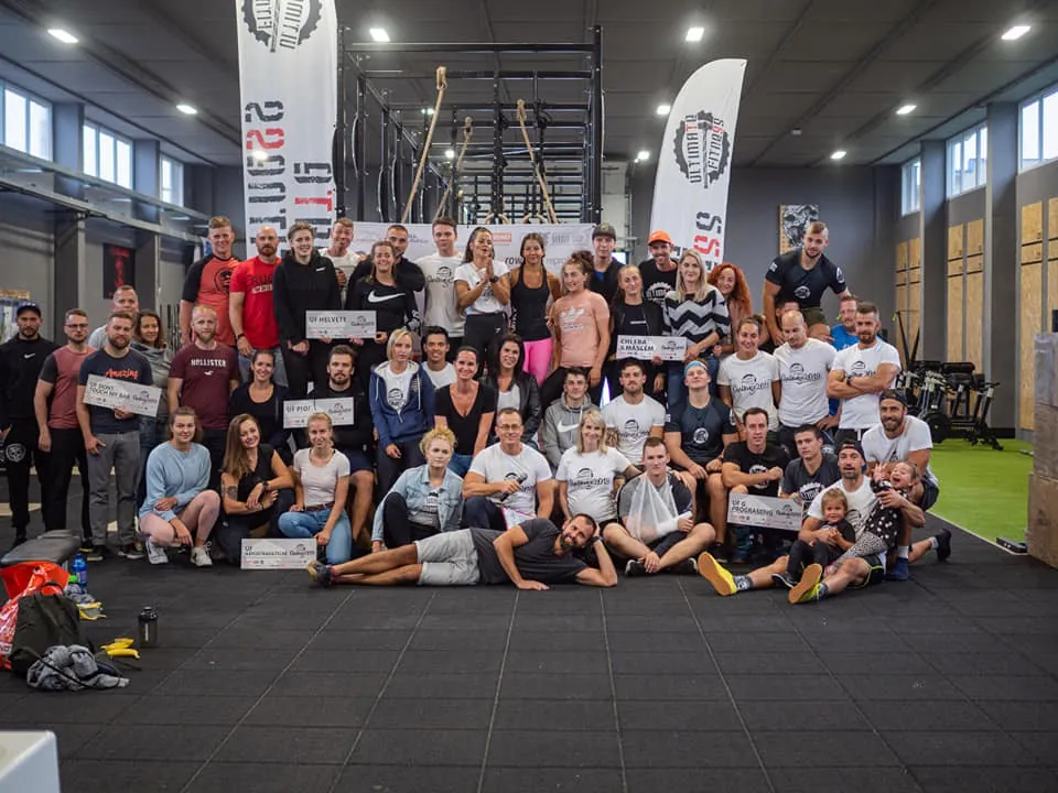 Závodní atmosféra Ultimate Fitness Olomouc