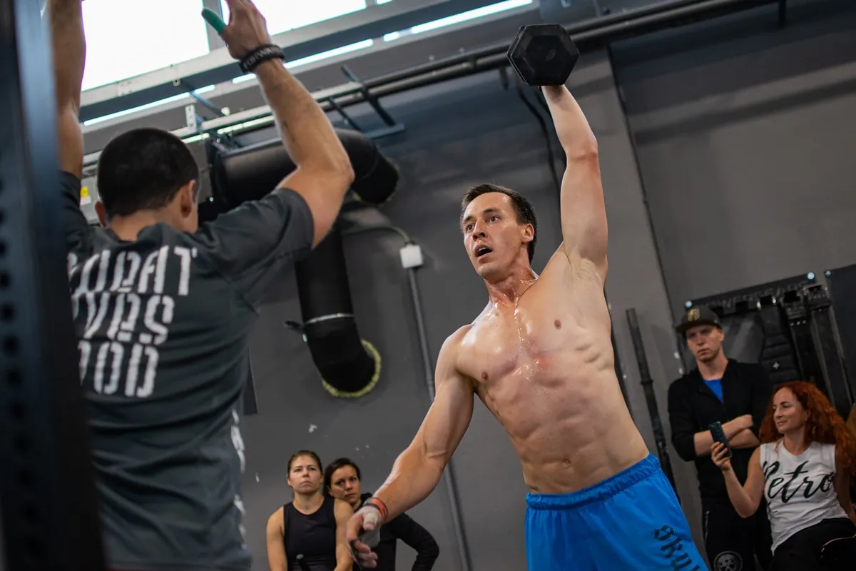 Silový trénink v Ultimate Fitness