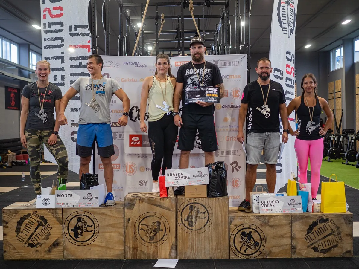 Parta Ultimate Fitness po společném tréninku